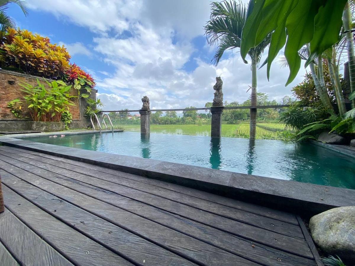 Sitala Villa *
